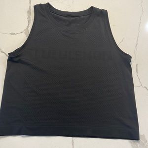 Lululemon breeze crop top